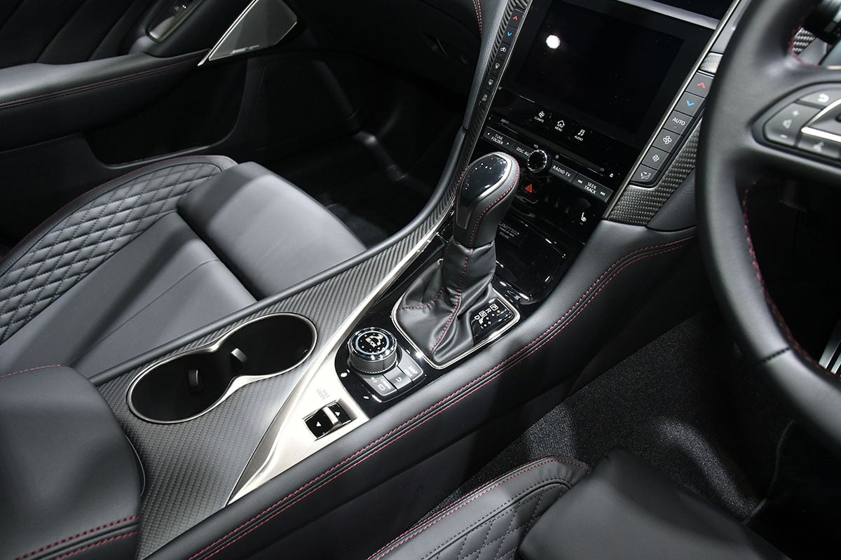 日産の現行型「スカイライン」