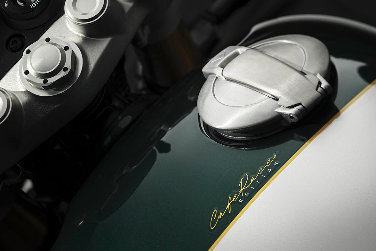 トライアンフ「スピードツイン1200 カフェレーサーエディション」