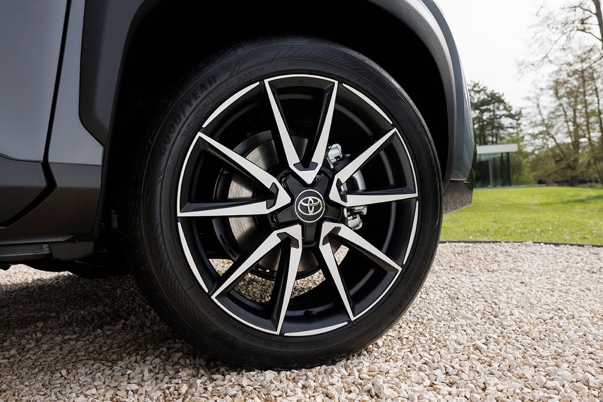 欧州トヨタが発表した新型「ヤリスクロス GRスポーツ」