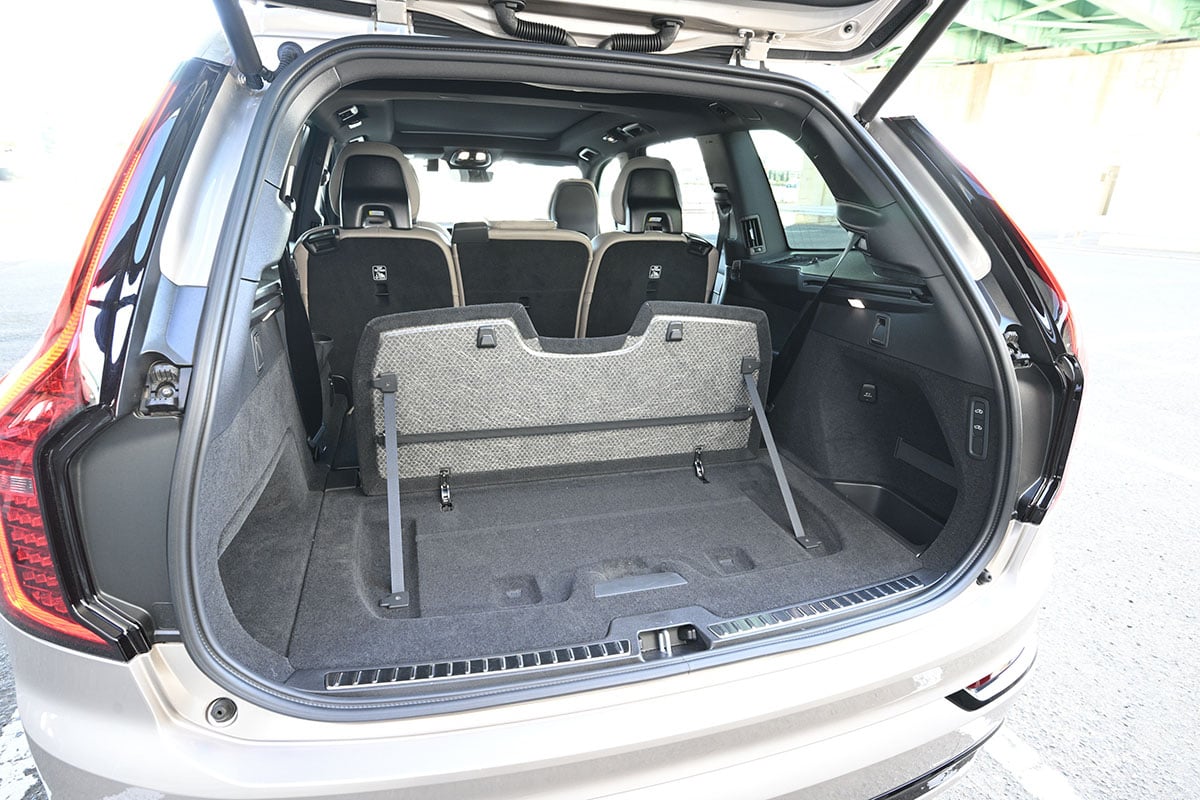 ボルボ「XC90 ウルトラ T8 AWD プラグインハイブリッド」