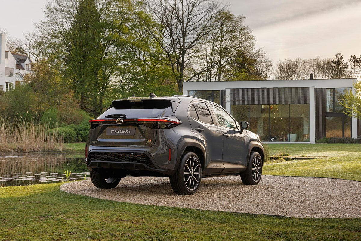 欧州トヨタが発表した新型「ヤリスクロス GRスポーツ」