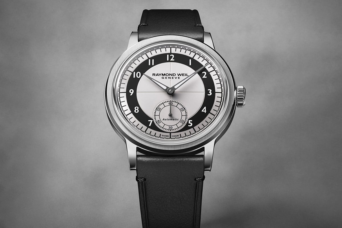 スモールセコンドのデザインやセクターダイヤルが幾何学的な美しさを生み出す。