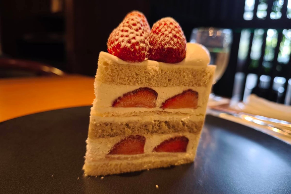 「新エクストラスーパーあまおうショートケーキ」：3456円