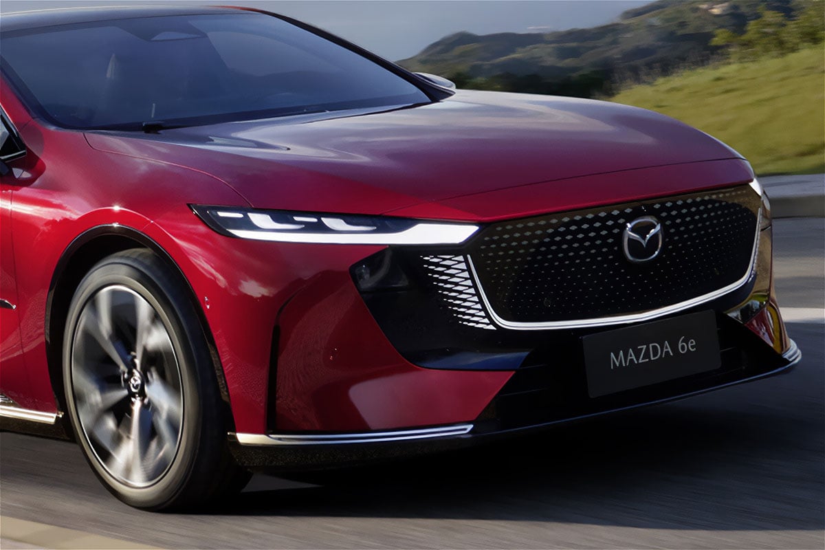 欧州仕様の「マツダ6e」
