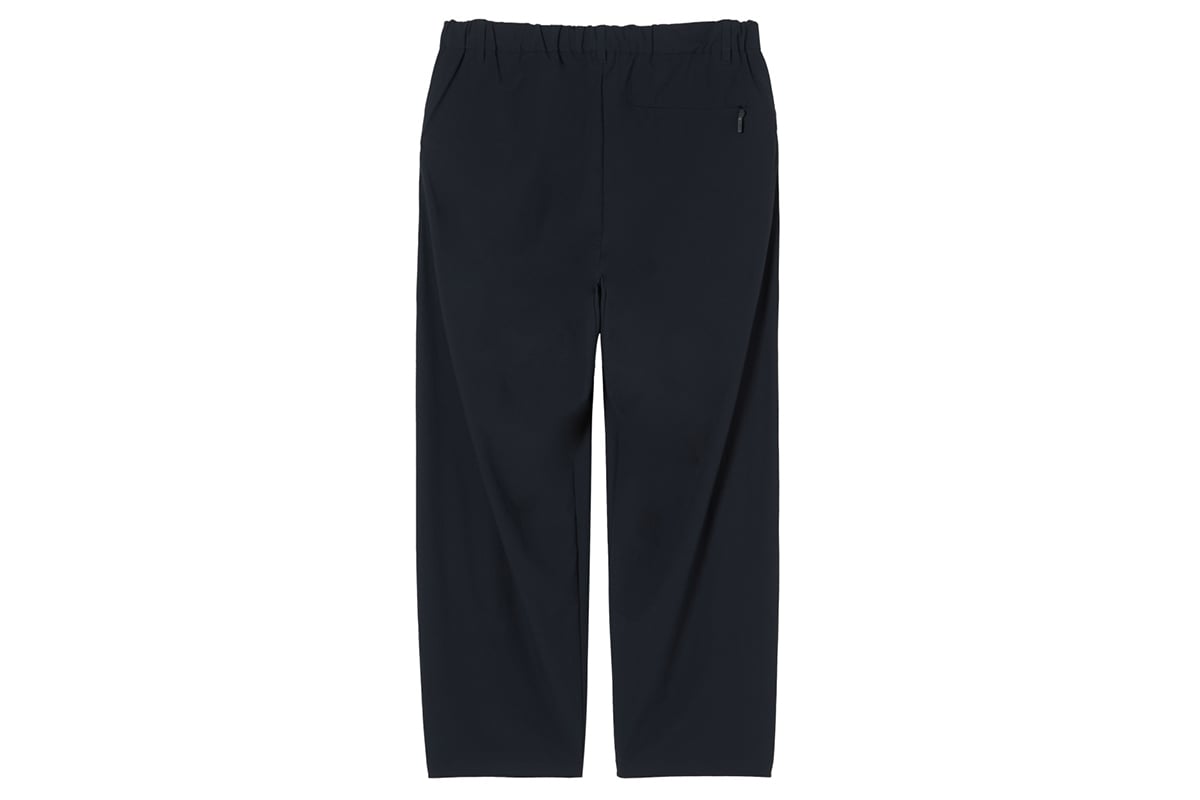 ロングパンツ：3万3000円