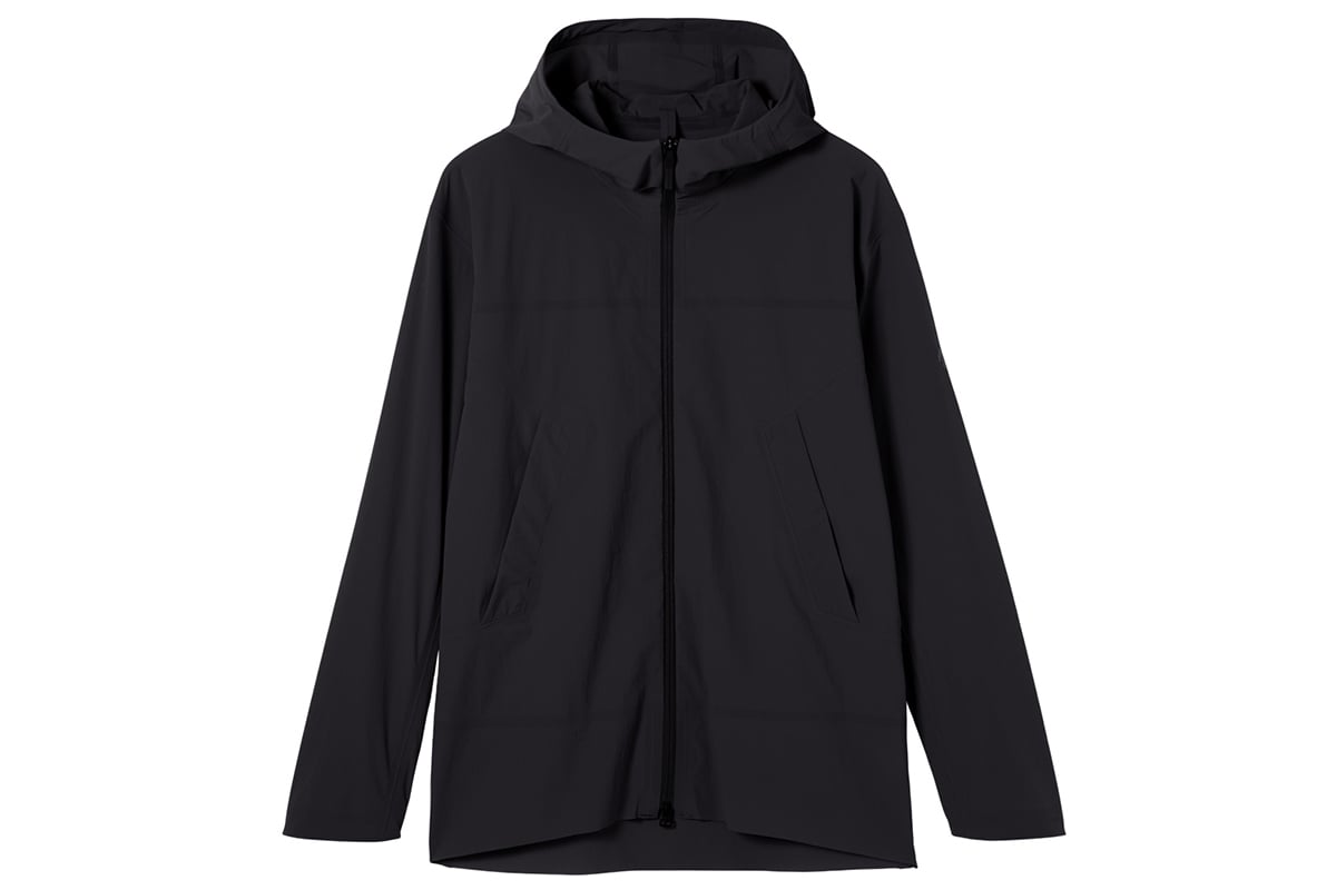 ジップアップフーディ：3万8500円