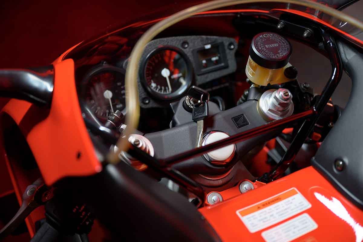 米国オークションに出品され落札された1994年式ホンダ「RC45」