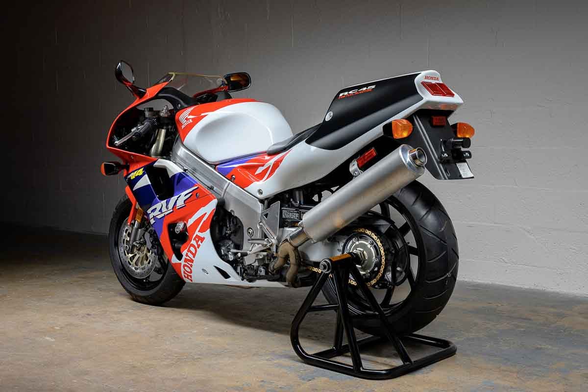 米国オークションに出品され落札された1994年式ホンダ「RC45」