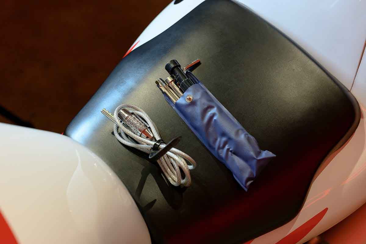 米国オークションに出品され落札された1994年式ホンダ「RC45」