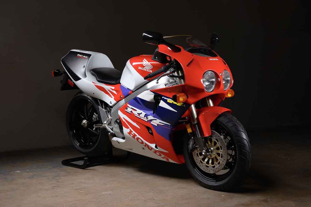 米国オークションに出品され落札された1994年式ホンダ「RC45」
