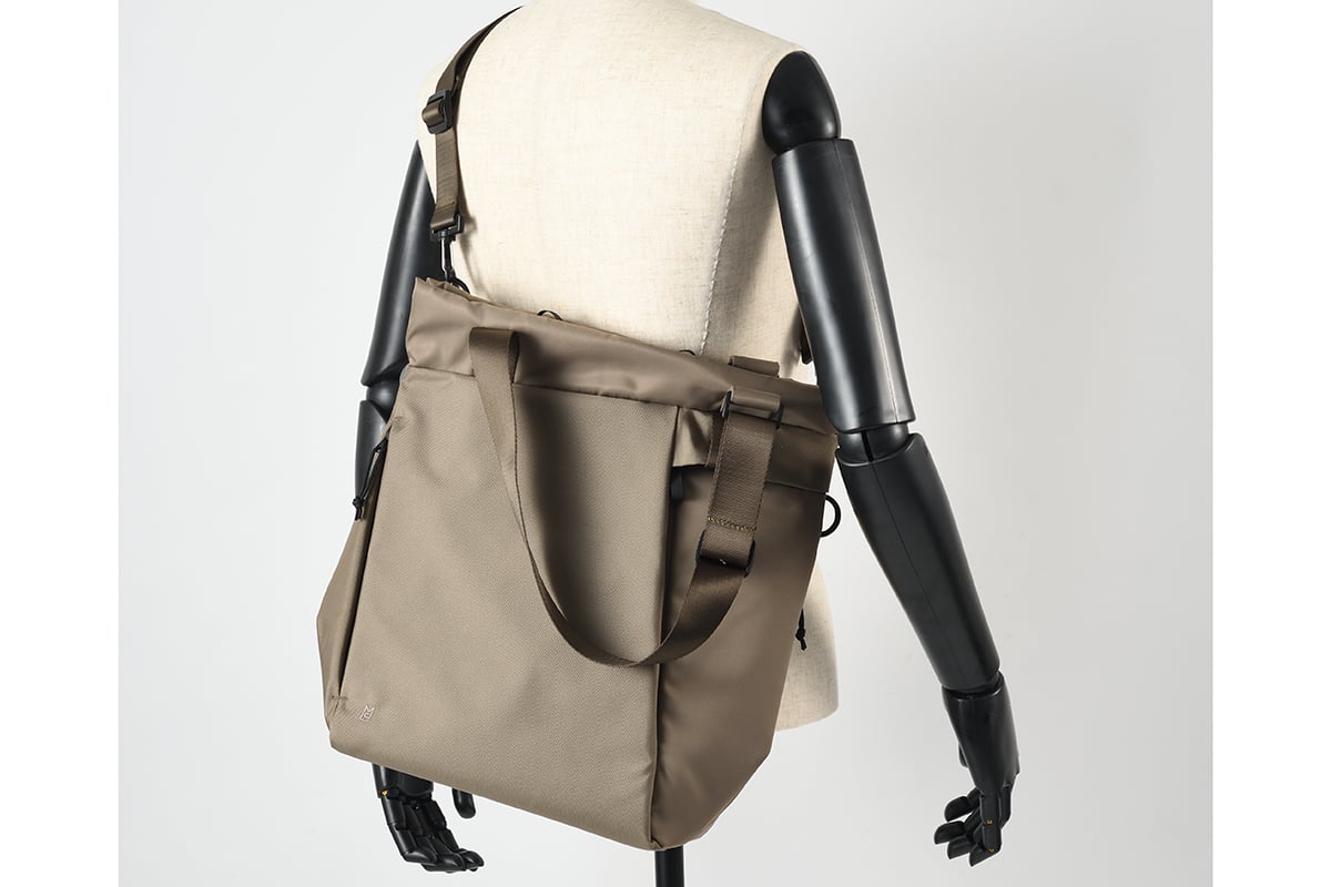 XTREC レイヤードヘルメットバッグ：1万9800円