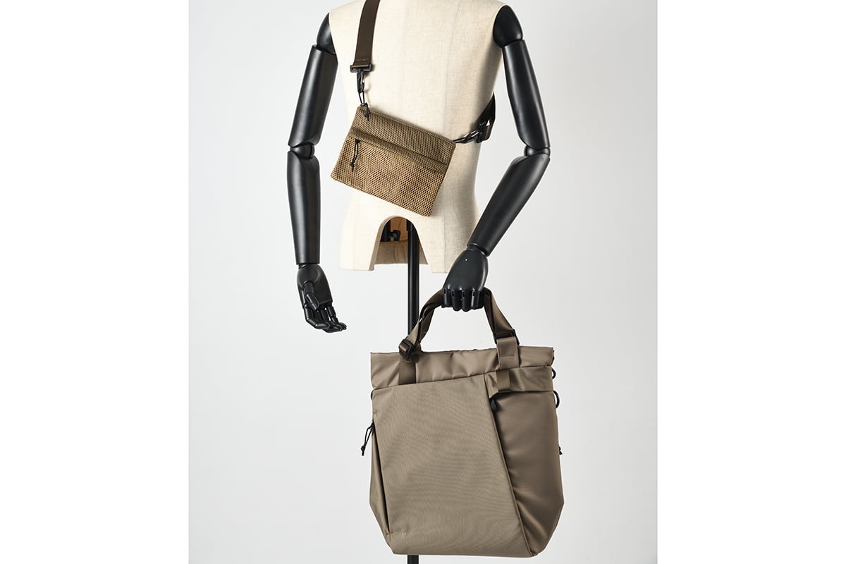 XTREC レイヤードヘルメットバッグ：1万9800円