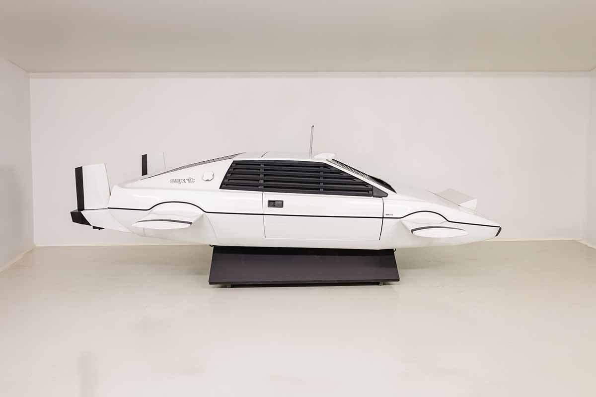 オークションに出品予定、映画の小道具として使用されたロータス「エスプリS1」Courtesy of the owner