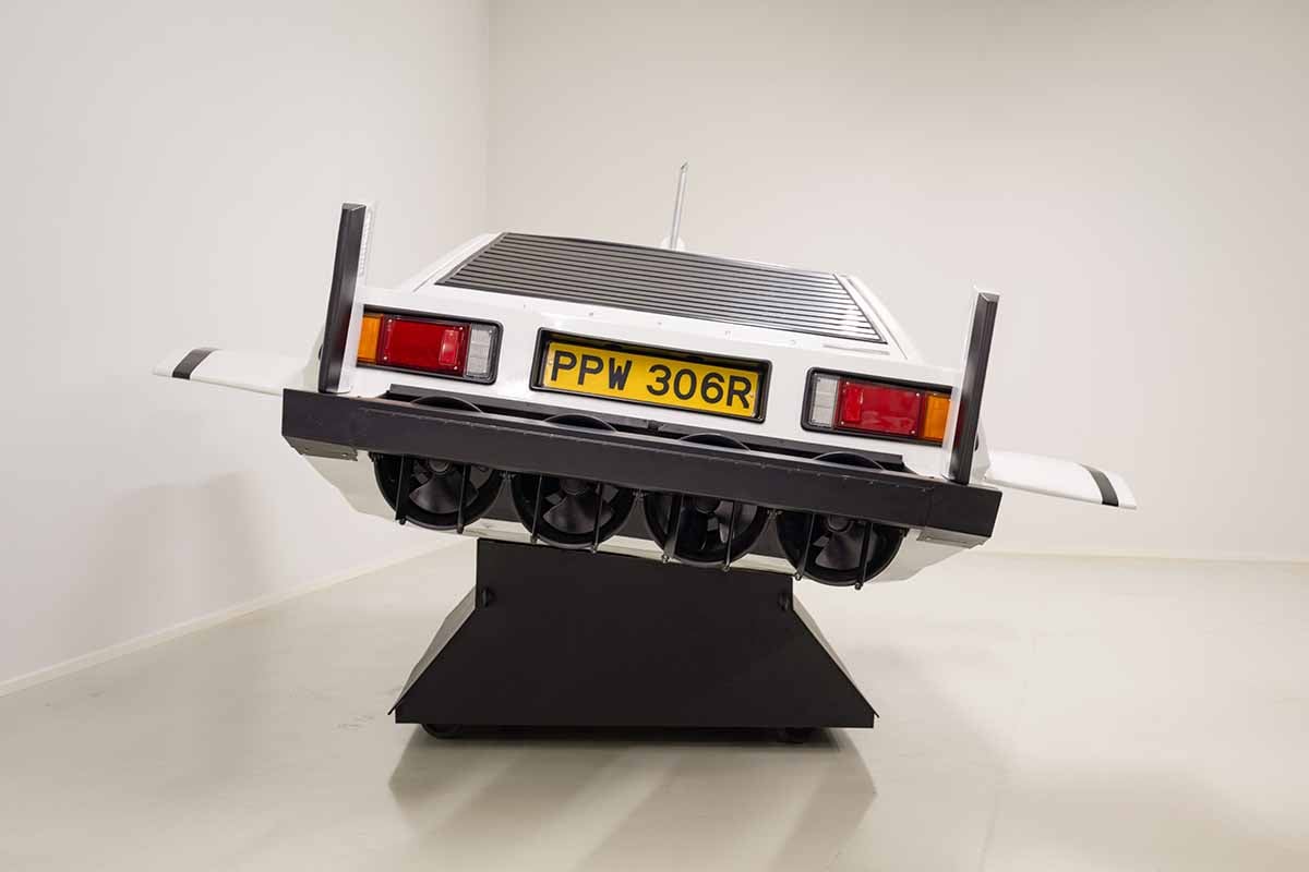 オークションに出品予定、映画の小道具として使用されたロータス「エスプリS1」Courtesy of the owner