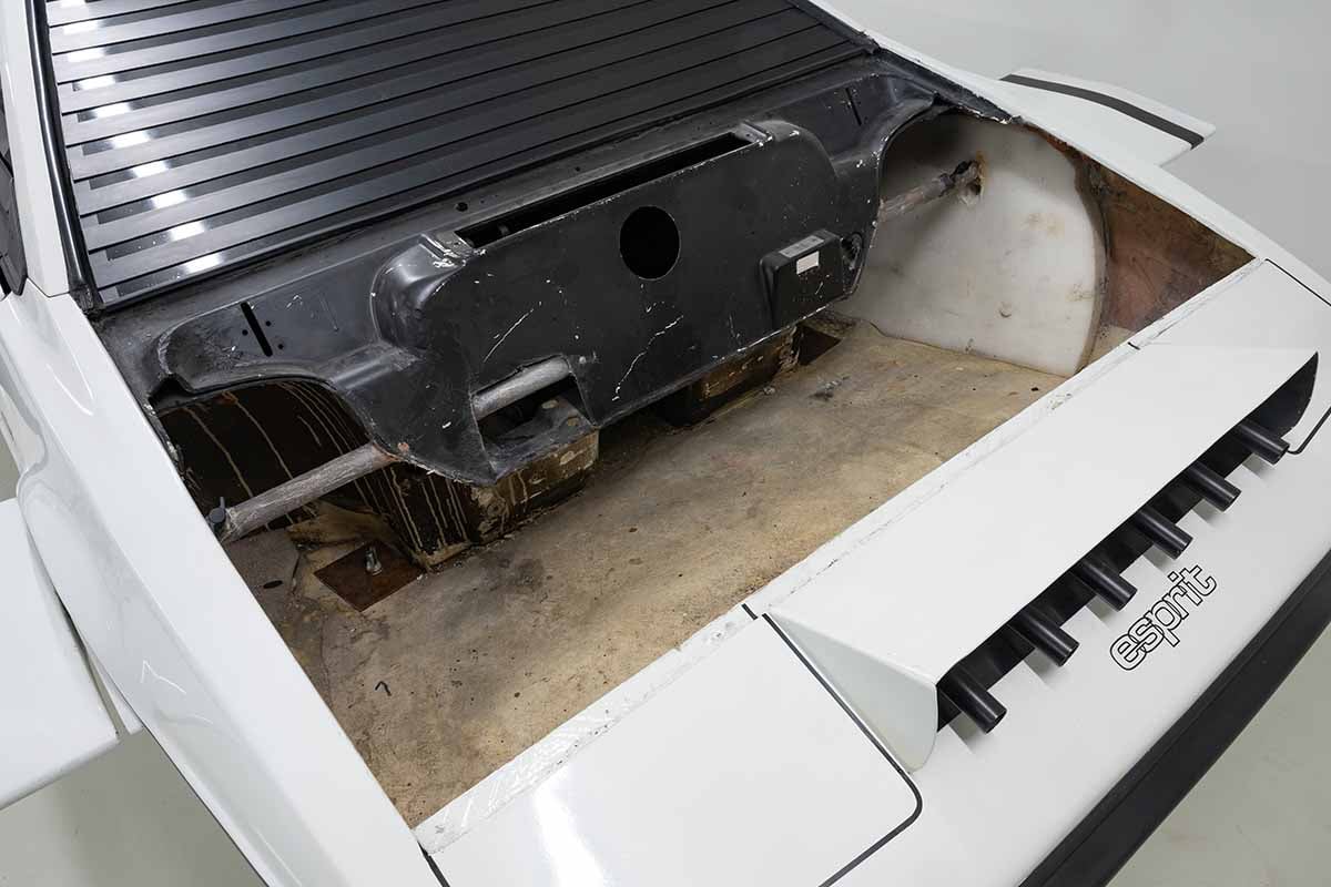 オークションに出品予定、映画の小道具として使用されたロータス「エスプリS1」Courtesy of the owner