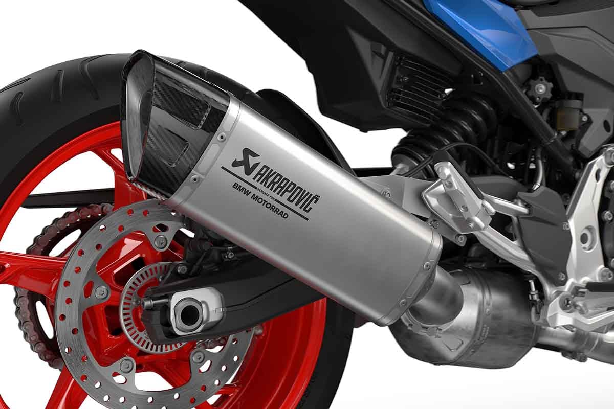 BMWモトラッド「F900XR」