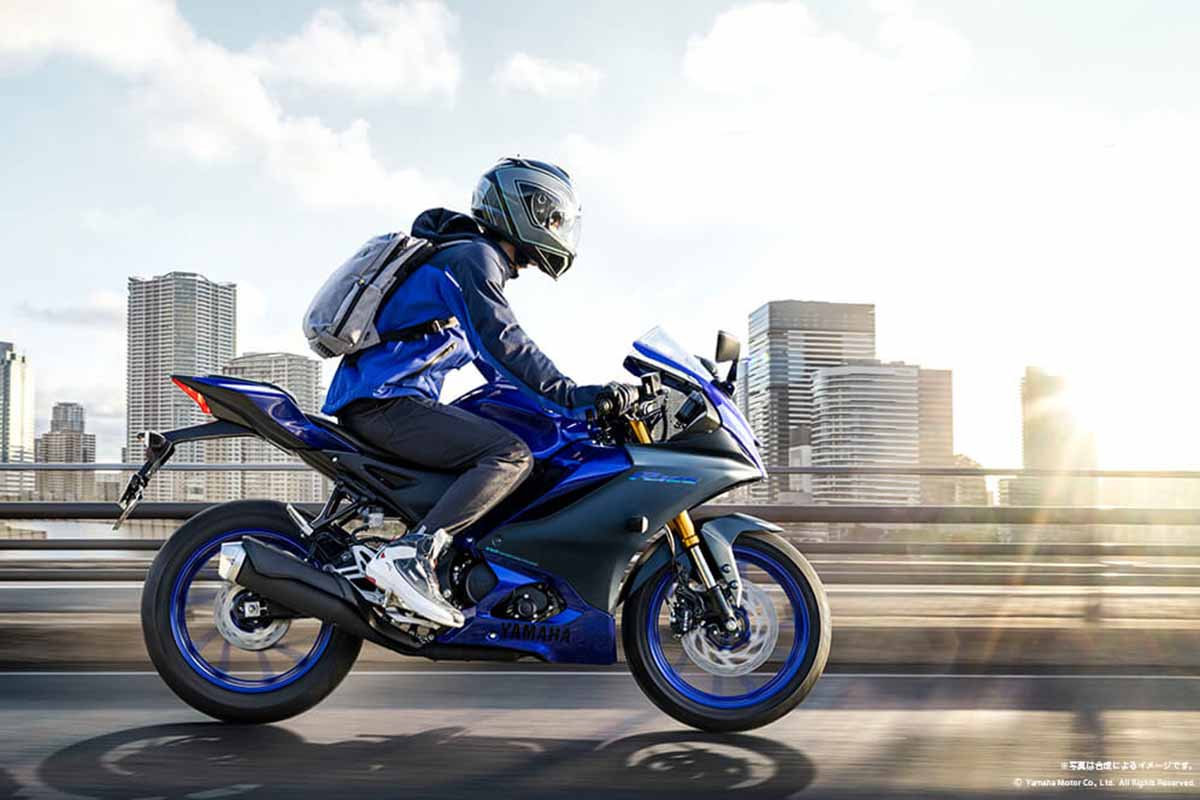 ヤマハ「YZF-R15」