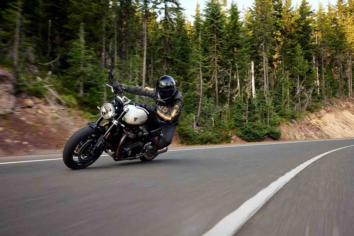 トライアンフ「スピードツイン1200」