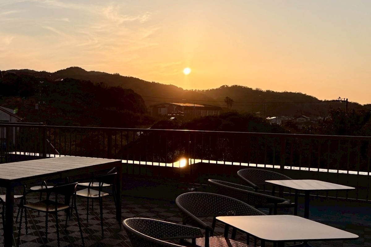 館山湾の絶景を独占するルーフテラス