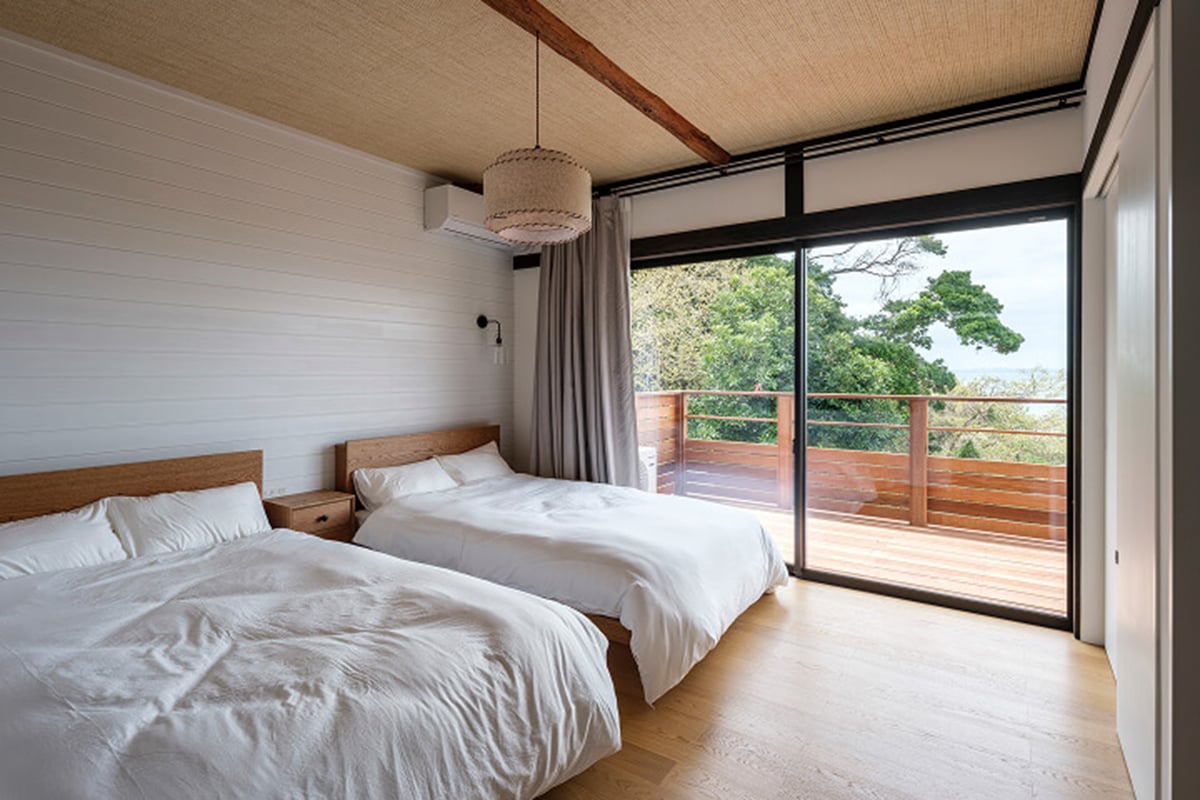 海と森に囲まれた一棟貸し別荘「海と森と宿 mina-to（みなと）」