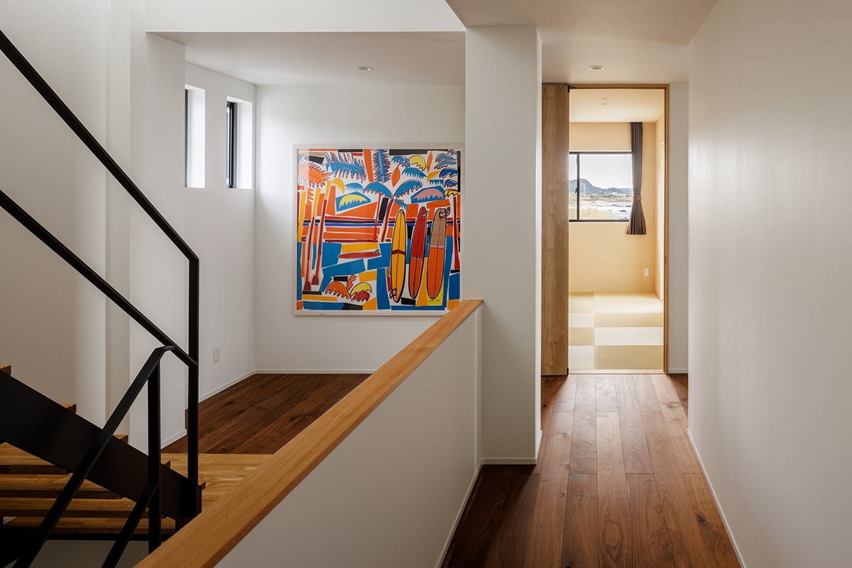 絶景の海と一体化して佇む一棟貸しヴィラ「the MELLOW HOUSE 館山」