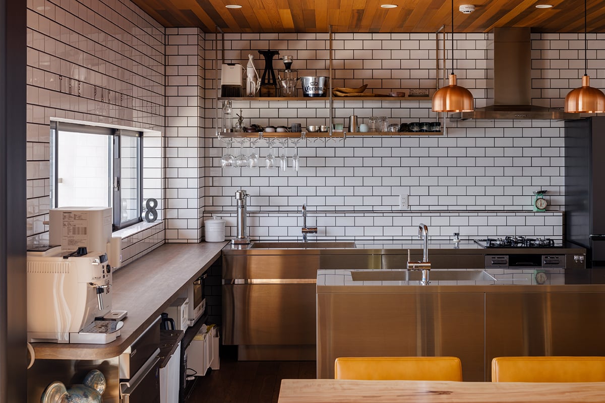 絶景の海と一体化して佇む一棟貸しヴィラ「the MELLOW HOUSE 館山」