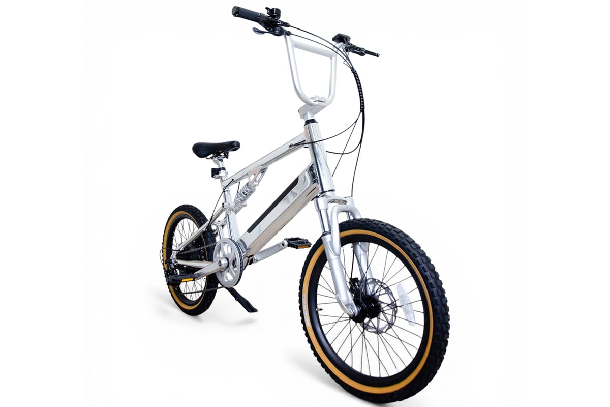 「CYRQ（サーク）」クロームモデル：19万8000円