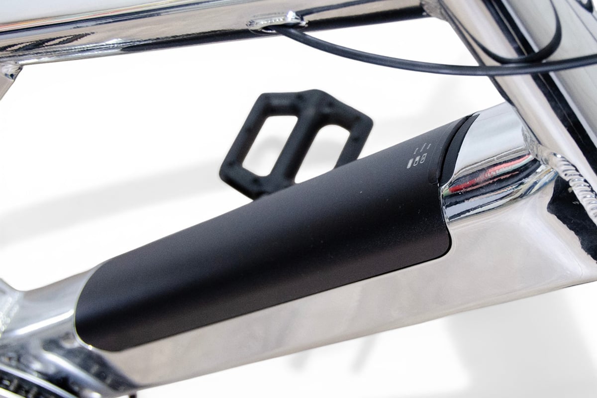 大容量の鍵付きバッテリー