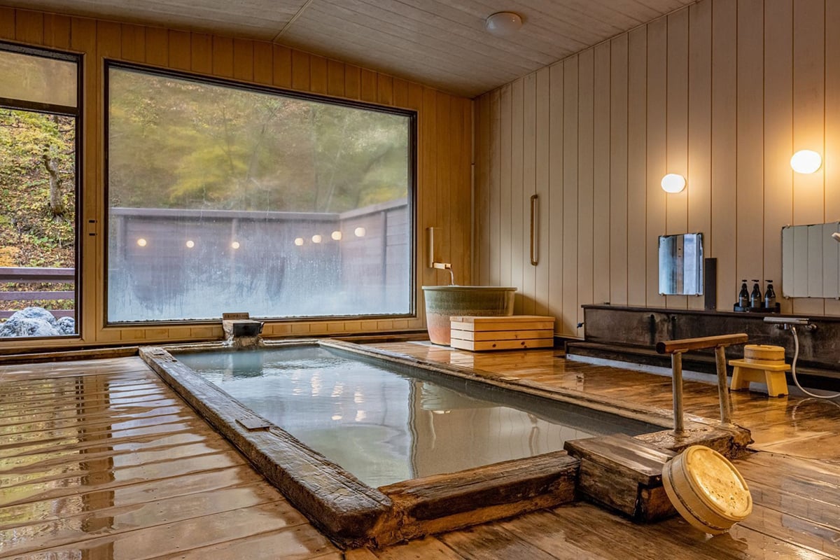 長野県「白骨温泉」