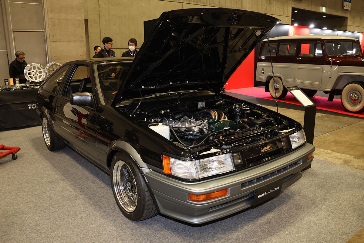 “TOM’S HERITAGE”のAE86「カローラ レビン」