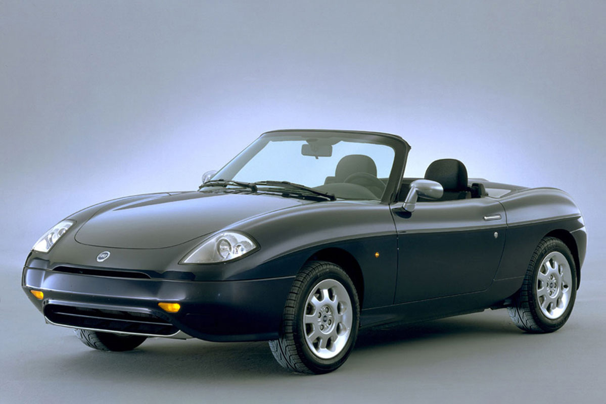 1995年に発表された2シーターのコンパクトFFスポーツである「バルケッタ」。日本では1996年に発売