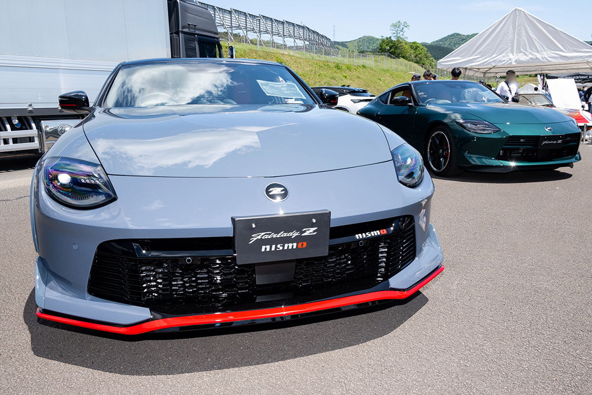 日産「フェアレディZ」の6速MT車