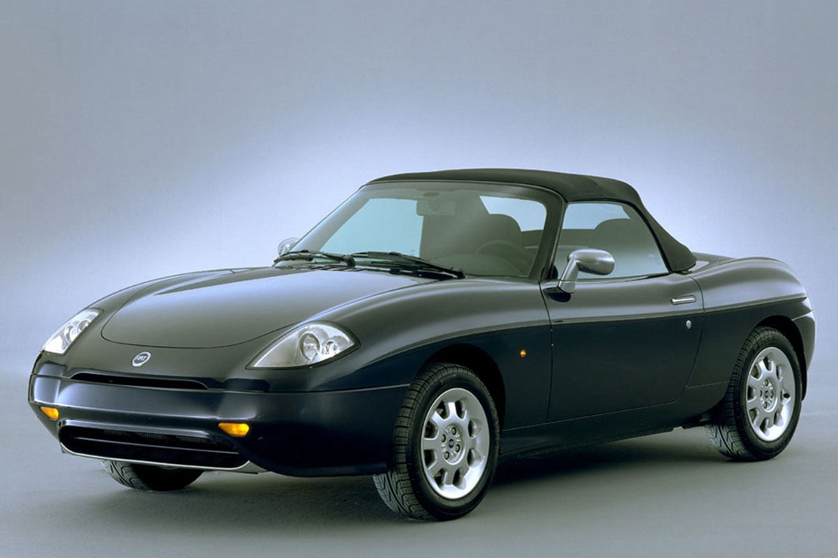 1995年に発表された2シーターのコンパクトFFスポーツである「バルケッタ」。日本では1996年に発売