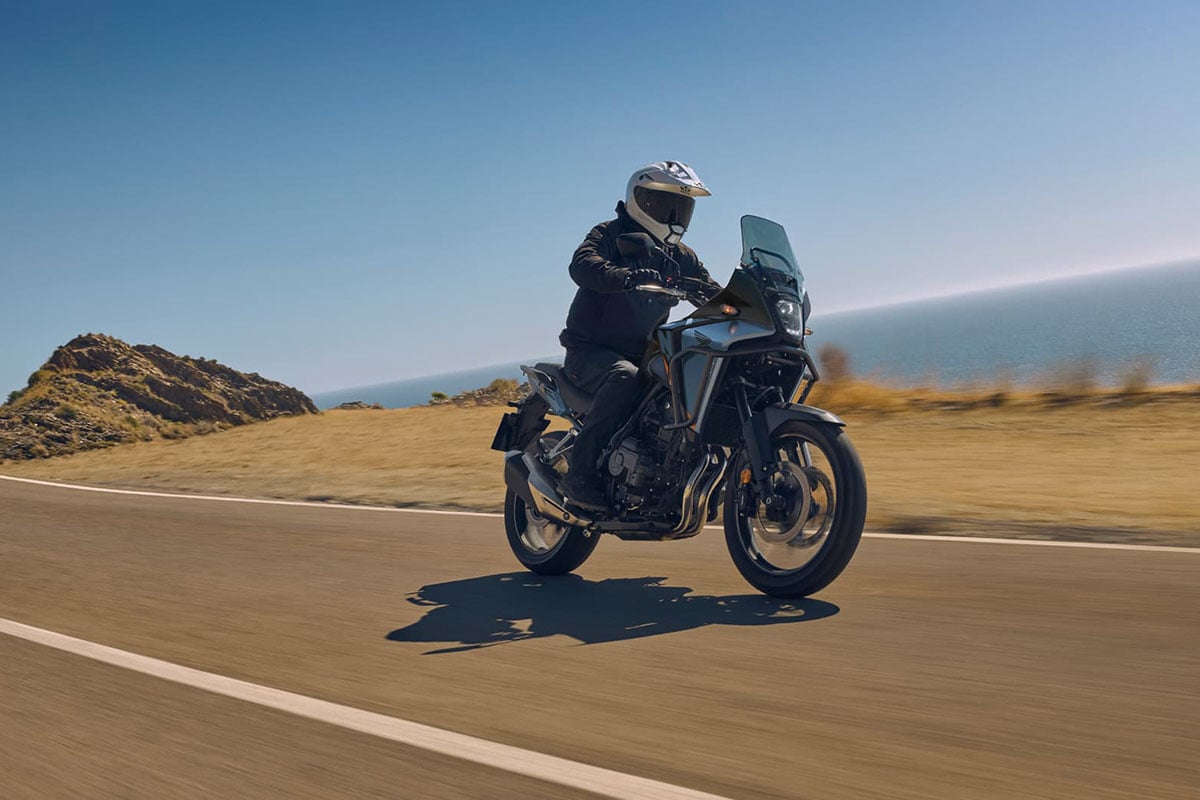ホンダ新型「NX400 E-Clutch」
