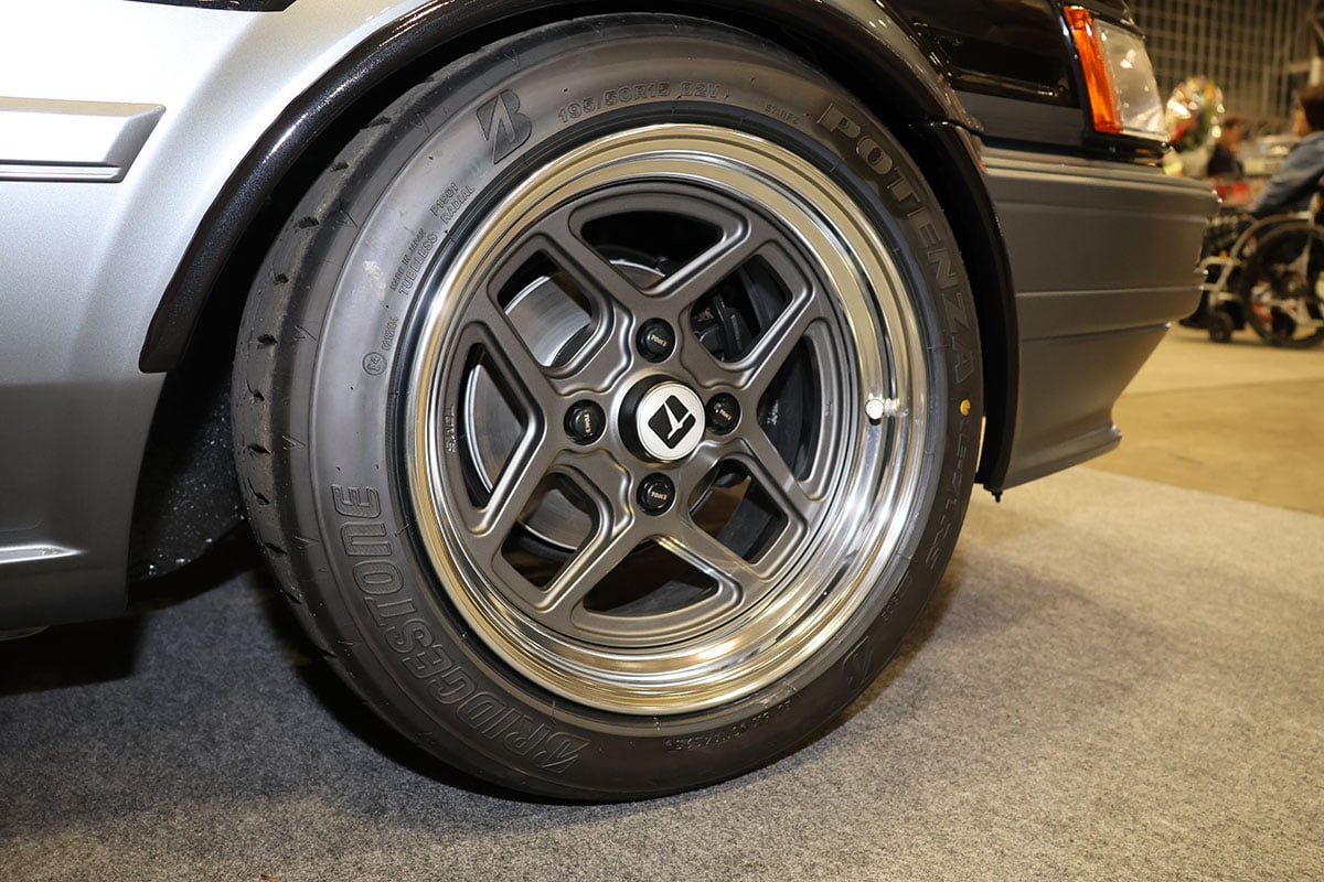 “TOM’S HERITAGE”のAE86「カローラ レビン」