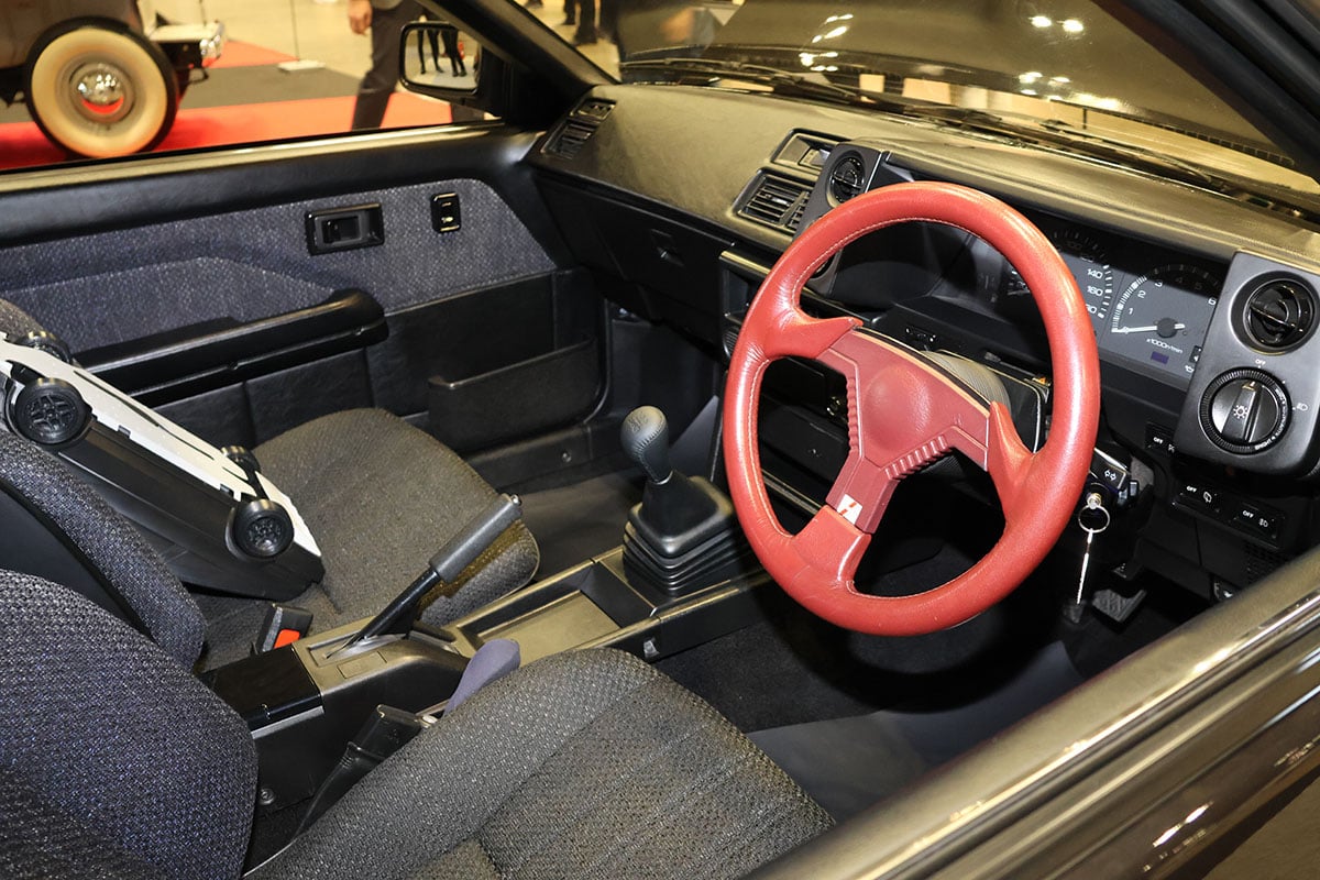 “TOM’S HERITAGE”のAE86「カローラ レビン」