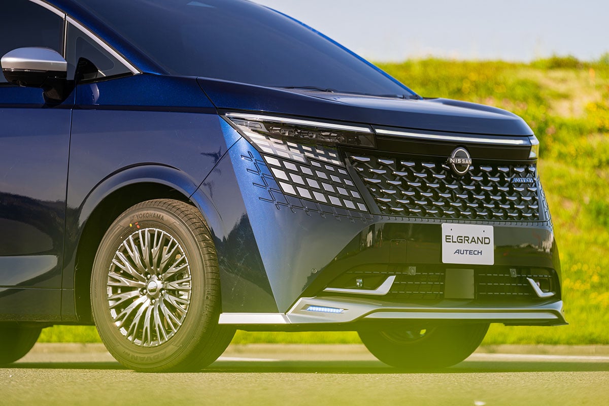日産 新型「エルグランド AUTECH」