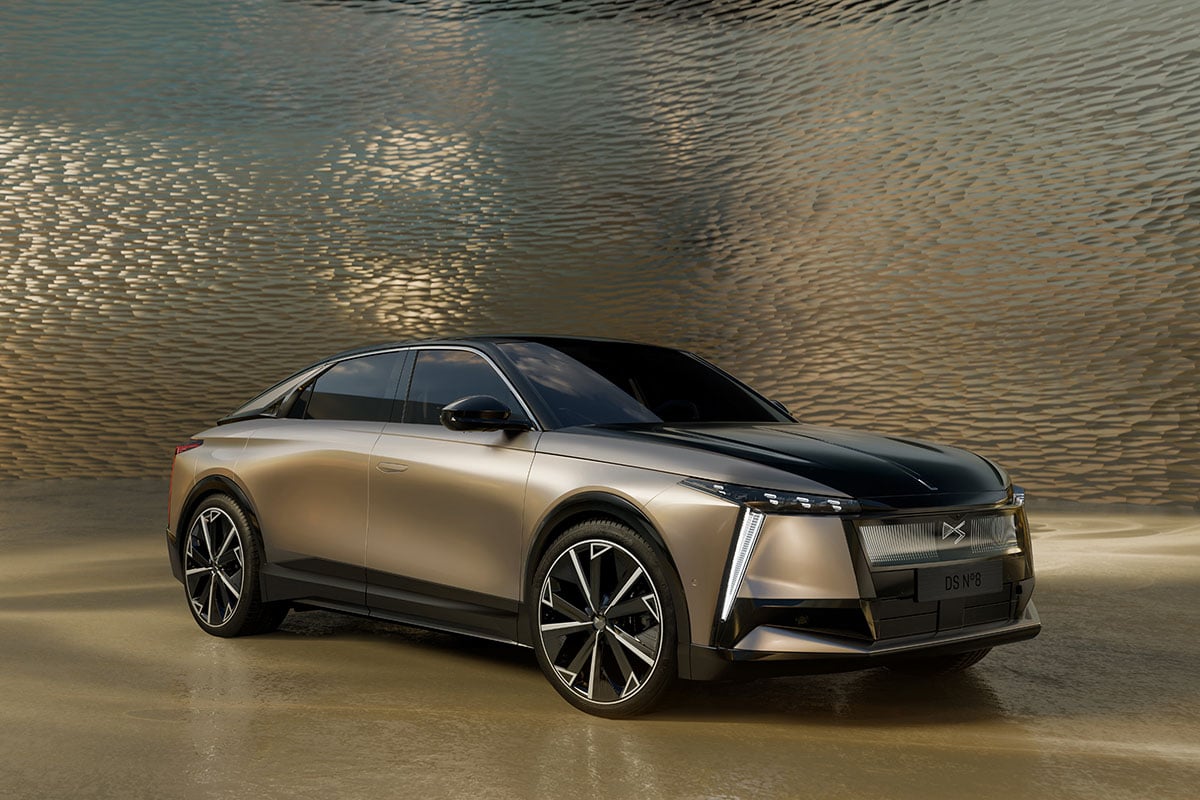 DS新型「N°8 ETOILE AWD」