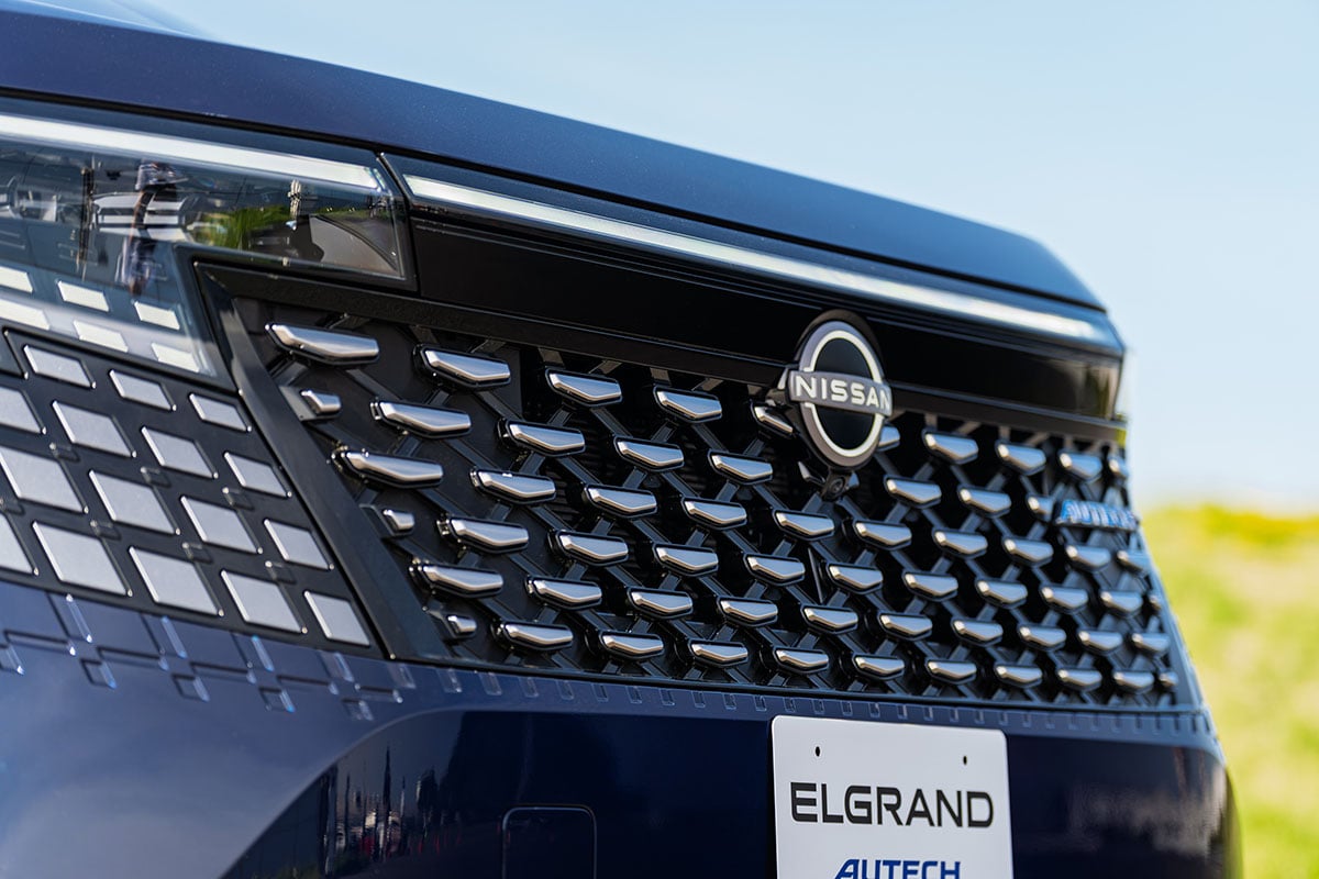 日産 新型「エルグランド AUTECH」