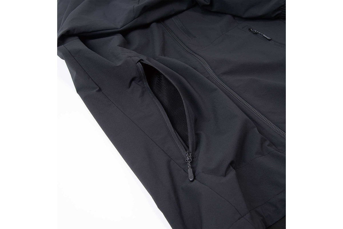 カリマー「arete LT parka」