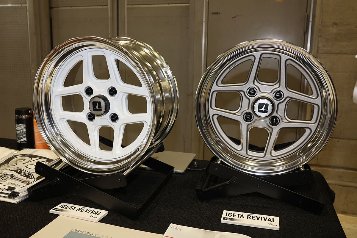 “TOM’S HERITAGE”のAE86「カローラ レビン」
