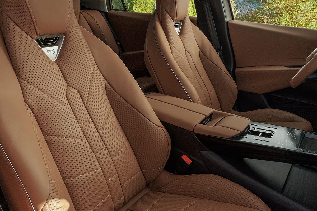 DS新型「N°8 ETOILE AWD」