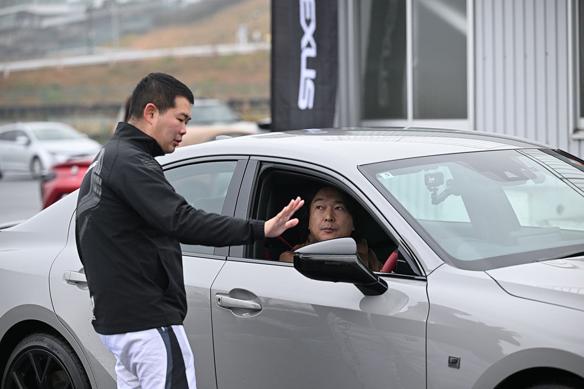 「レクサスサーキットエクスペリエンス×阿蘇・熊本ドライブ旅 with apr」のワンシーン