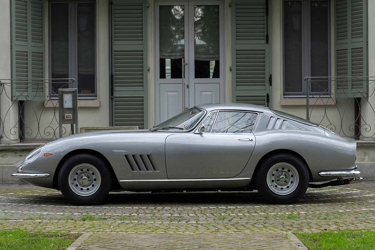 オークションに出品され落札された1966年式フェラーリ「275GTB／6C」(c)2026 BROAD ARROW Auctions