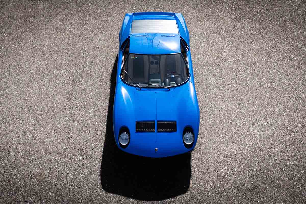 オークションに出品予定の1967年式ランボルギーニ「ミウラP400」Ingo Schmoldt(c)2026 Courtesy of RM Sotheby's