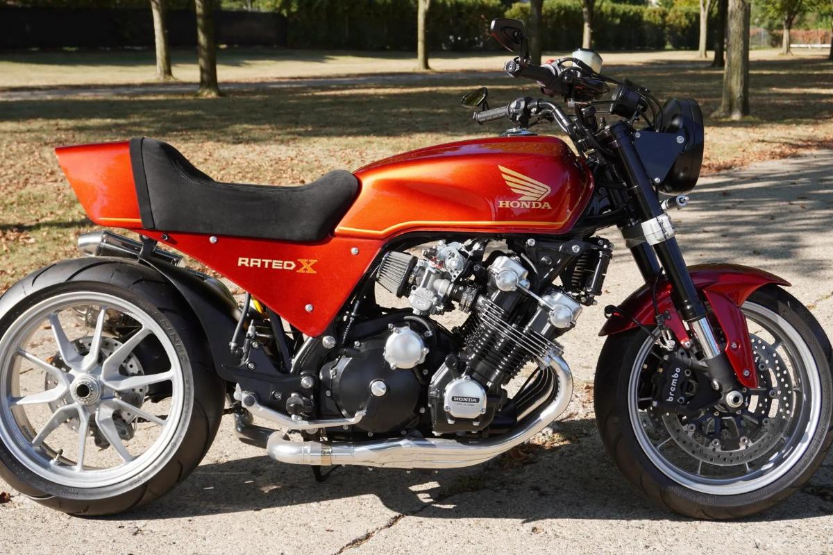 米国オークションに出品された1981年式ホンダ「CBXスーパースポーツ」カスタムモデル