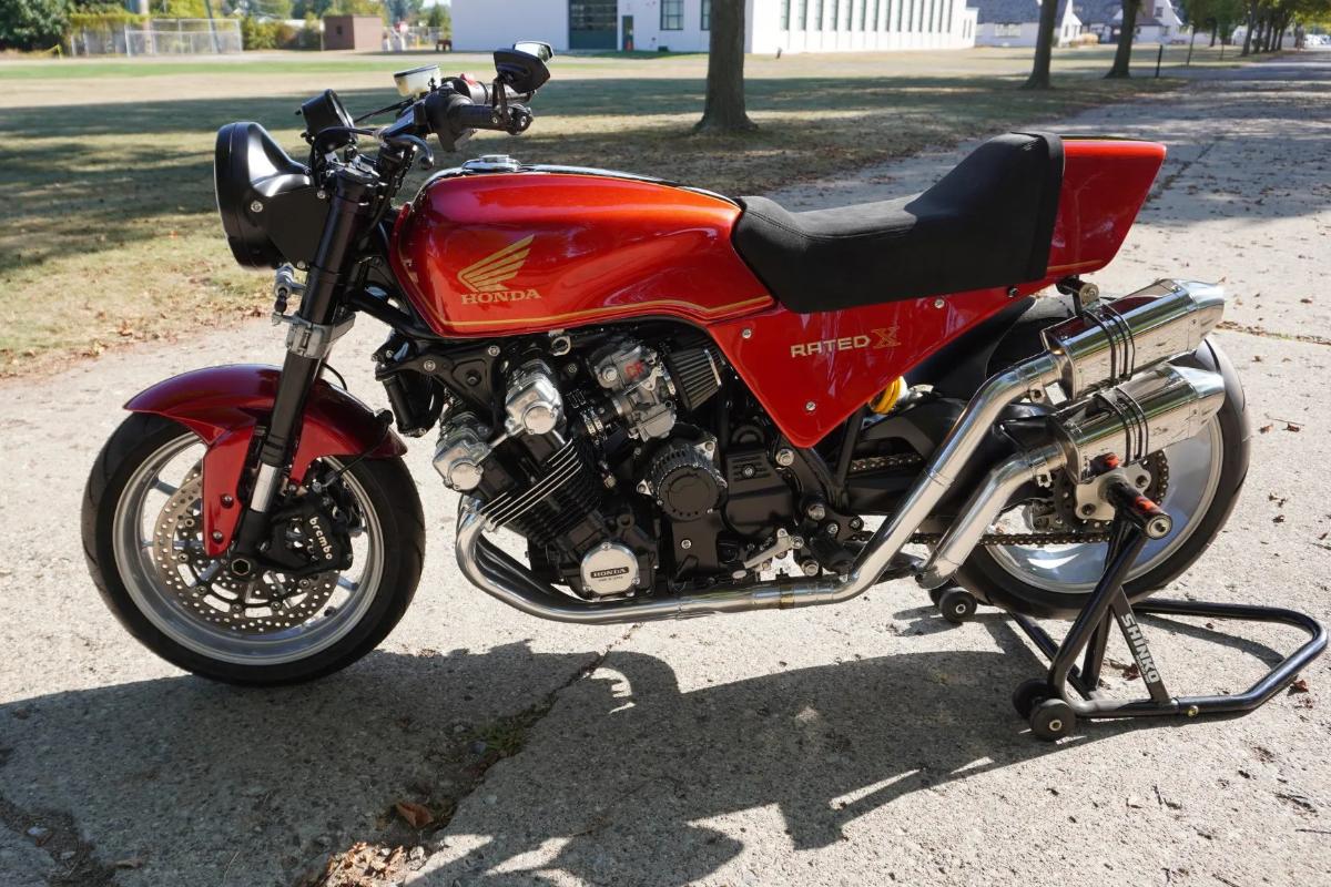 米国オークションに出品された1981年式ホンダ「CBXスーパースポーツ」カスタムモデル