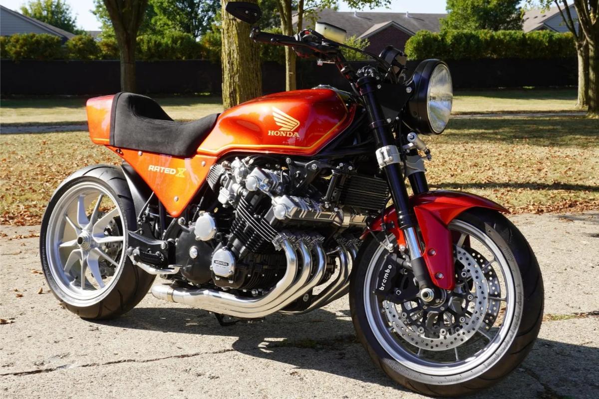 米国オークションに出品された1981年式ホンダ「CBXスーパースポーツ」カスタムモデル