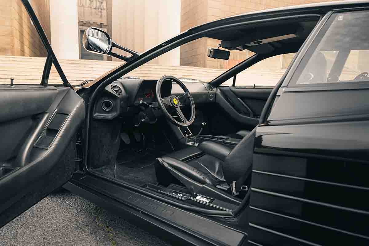 オークションに出品され落札された1986年式フェラーリ「テスタロッサ」Ivan Caravona(c)2026 Courtesy of RM Sotheby's