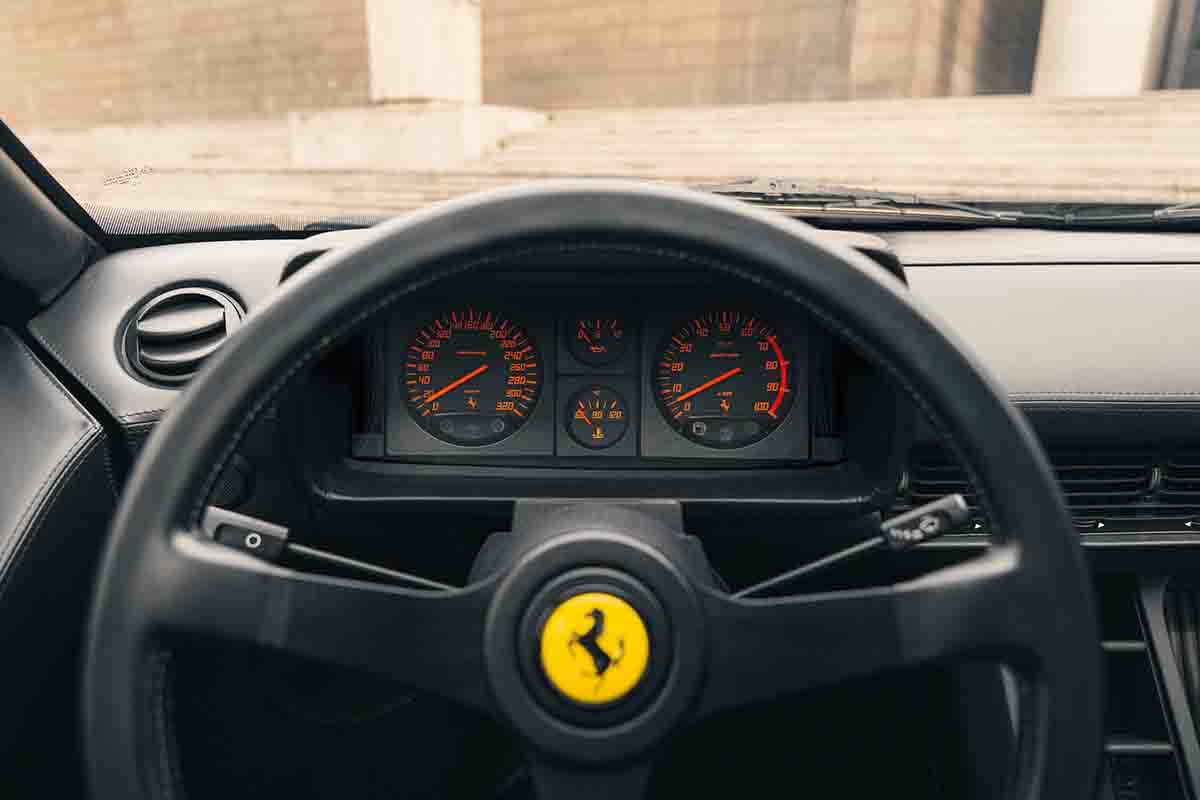 オークションに出品され落札された1986年式フェラーリ「テスタロッサ」Ivan Caravona(c)2026 Courtesy of RM Sotheby's